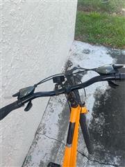 SPECIALIZED BICYCLE CROSSROADS BICYCLE  **IN-STORE PICK-UP ONLY**
